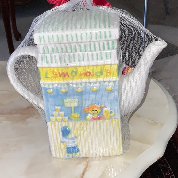 Tea pot with Earl Grey Tea bags - Picture 2 of 3